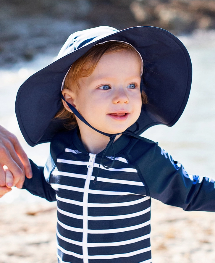 Cappello protettivo da sole per bambini blu navy